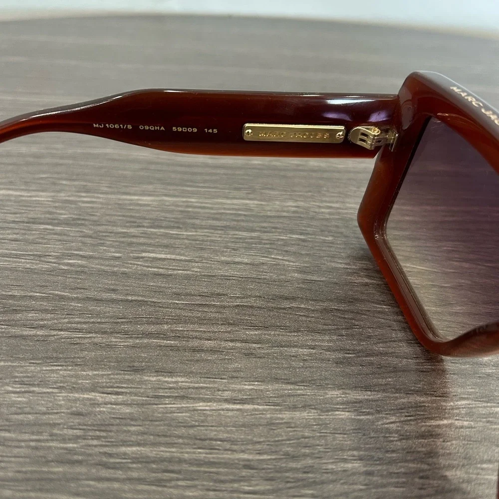 Marc Jacobs Gradient Brown Square Women’s Sunglasses - Picture 6 of 9